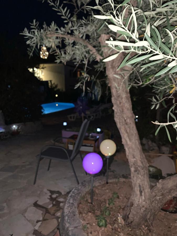 Villa Lory Krk คิร์ก ภายนอก รูปภาพ
