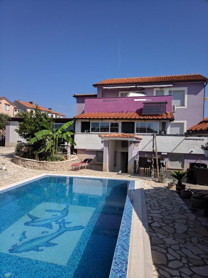 Villa Lory Krk คิร์ก ภายนอก รูปภาพ